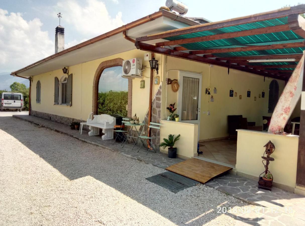 Casadolcecasalatina Bed & Breakfast Ngoại thất bức ảnh