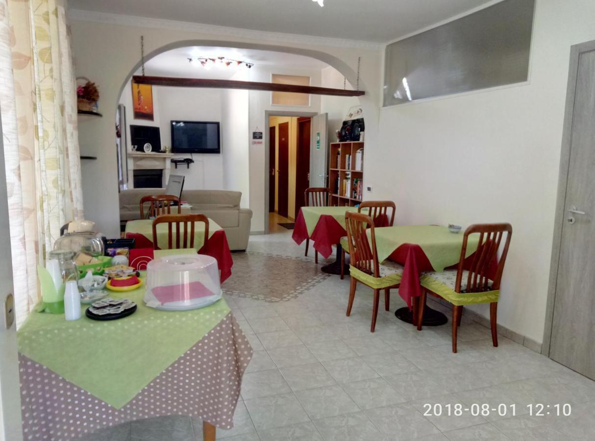Casadolcecasalatina Bed & Breakfast Ngoại thất bức ảnh