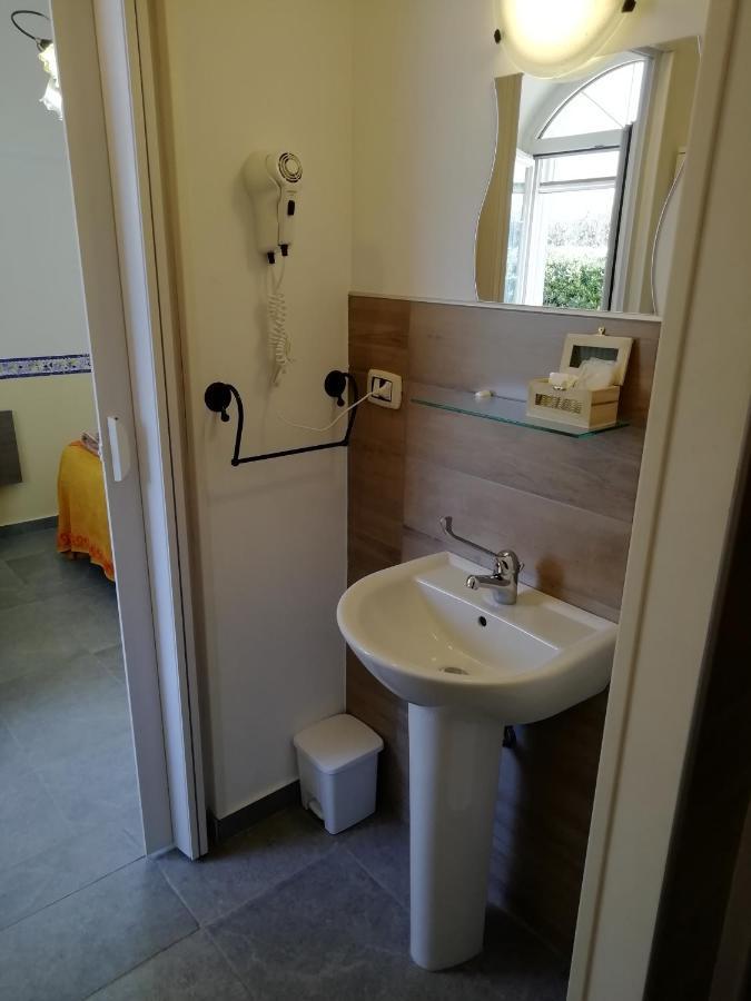 Casadolcecasalatina Bed & Breakfast Ngoại thất bức ảnh